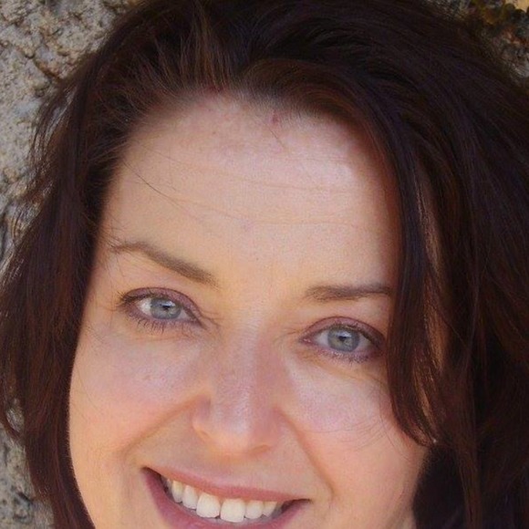 Meet your Posher, Sandra - Picture 1 of 1